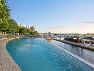 26701 / 2 Ephraim Island Parade, Paradise Point
