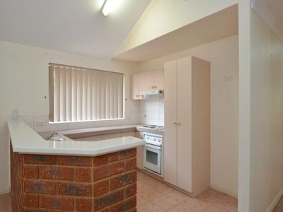 1B Paddington Drive, Hannans