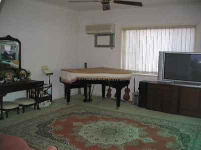 42 Mountview Ave, Beverly Hills