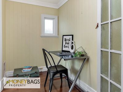 4 / 303 Wynnum Road, Norman Park