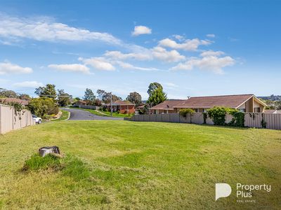 5 Nesbit Court, Castlemaine