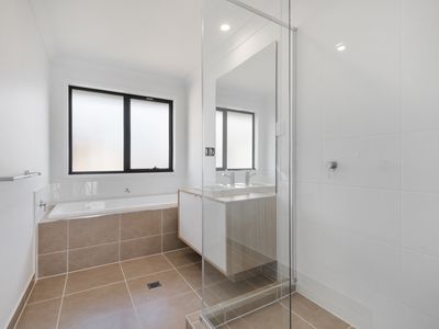 Lot 510  Molnar Cct Oran Park, Oran Park