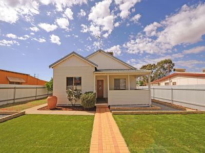 27 Frank Street, Boulder