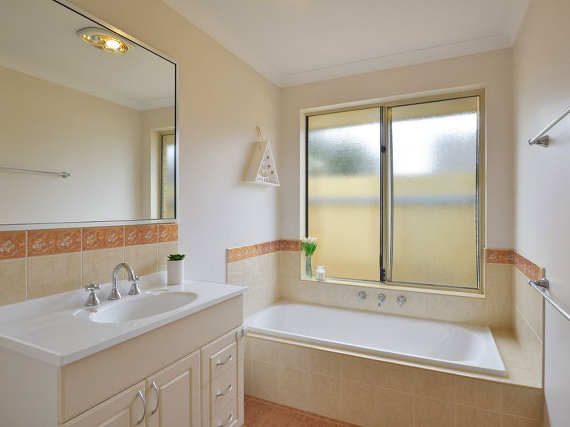 28 Nganka Way, Hannans