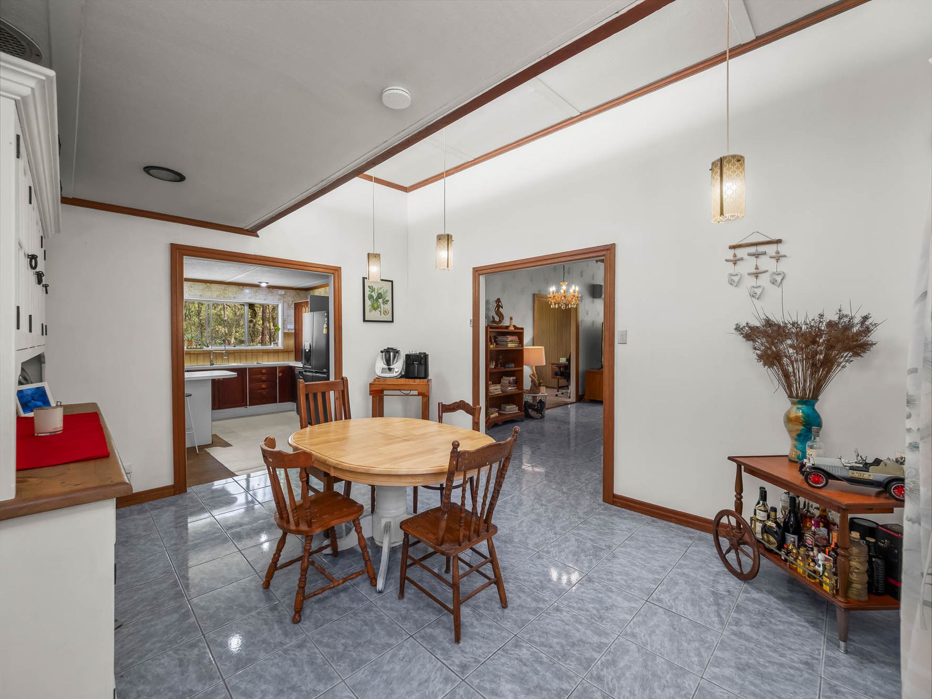 27-31 Hillcrest Road, Sheldon