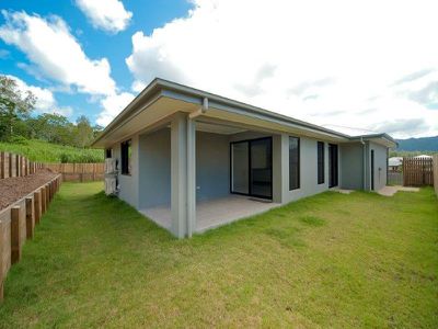 16 Companion Way, Cannonvale