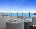 48 King Charles Drive, Sovereign Islands