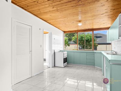 8 Lena Street, Beckenham