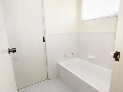 14 Goldens Road, Forster