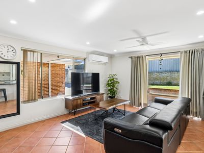 4 Golf View Street, Yokine