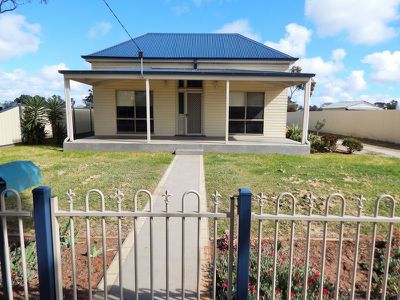 24 Carbine Street, Kerang