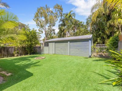 38 Pines Avenue, Cooroibah