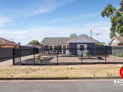 21 Saint Leonard Crescent, Elizabeth Downs