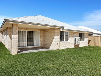 7 ELATION GROVE, Baldivis