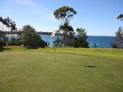 8 / 9 Shepherd Street, Mollymook Beach