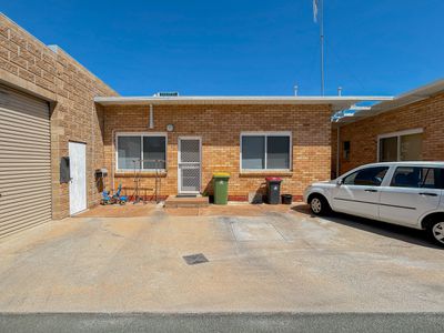 1 / 130 Curlewis Street, Swan Hill