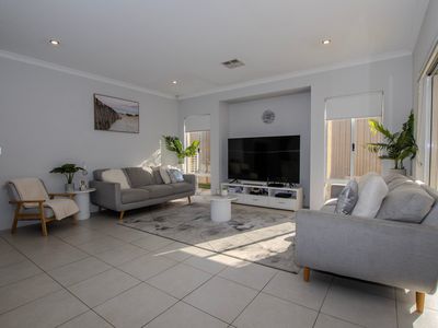 15 McDougal Way, Baldivis