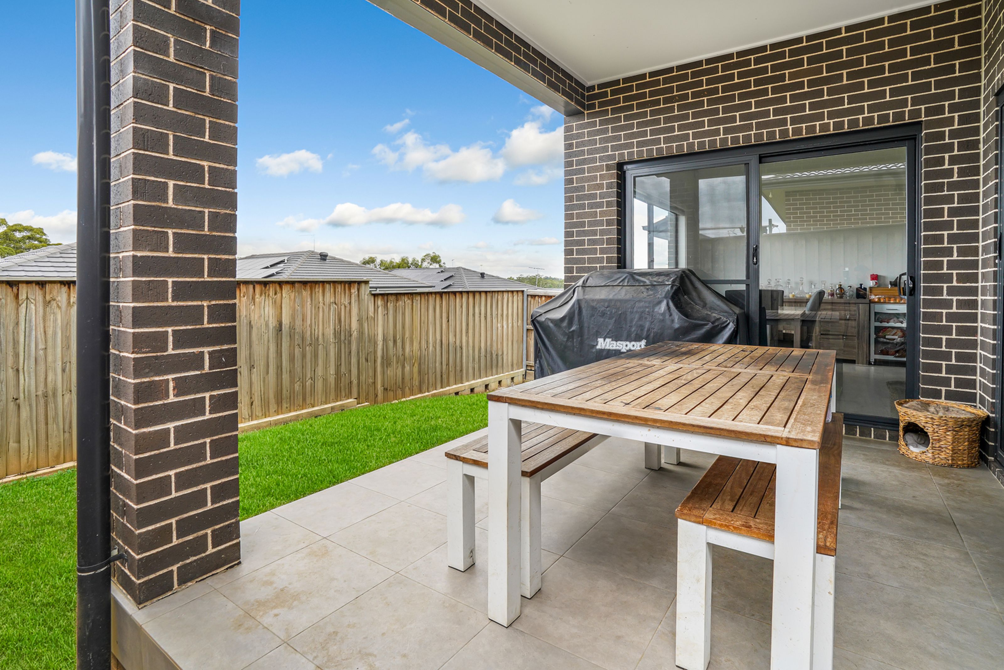 38 Bundle Street, CADDENS
