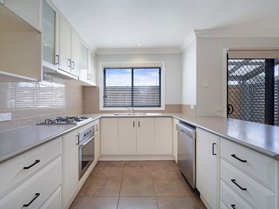 2 / 3 Denneys Street, Warrnambool