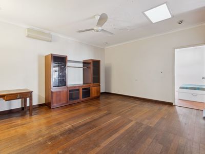 24 McLeod Street, Lockridge