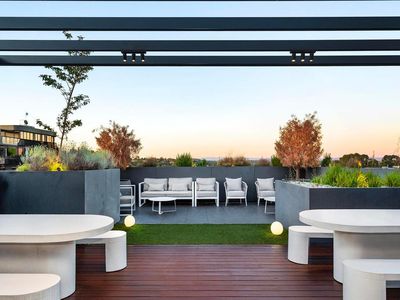 201b / 12 Powlett Street, Heidelberg