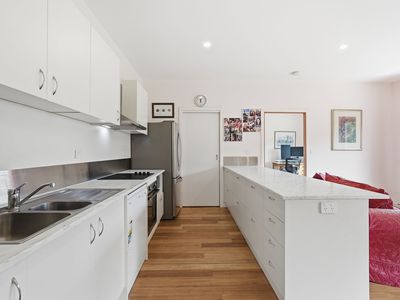 2 / 15 Station Road, Dover