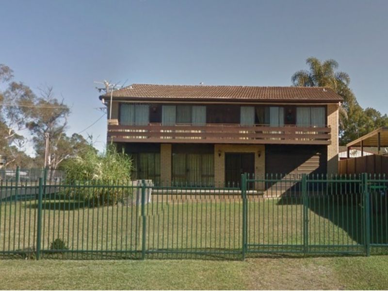 69 Golden Valley Drive, Glossodia