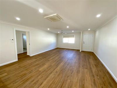 11 Black Street, Forbes