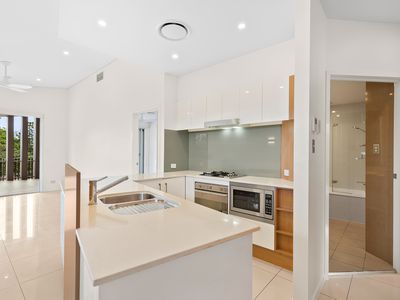 6 / 10 Grimes St, Auchenflower