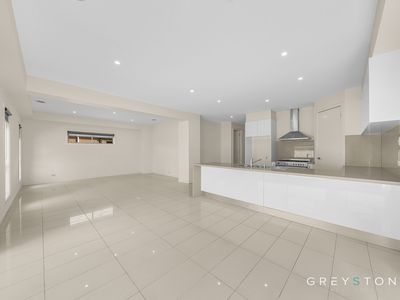 3 Flinders Place, Caroline Springs