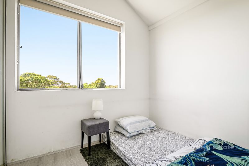 37 / 37-43 Eastbourne Road, Homebush West