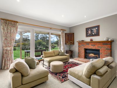 19 Dunn Street, Macedon
