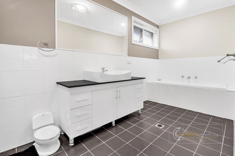 6 Avocet Circuit, Cranebrook