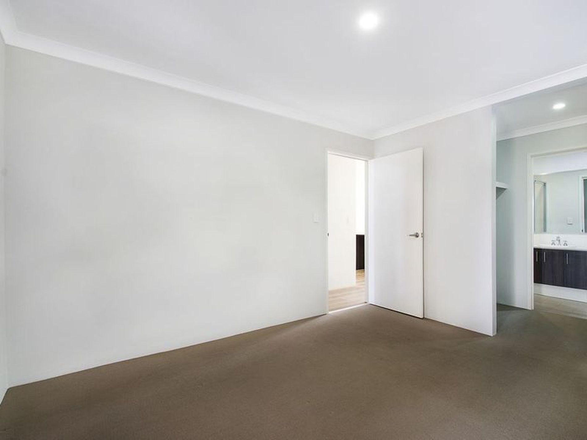 11 Giallo Way, Eglinton