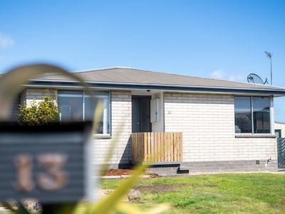 13 Dudley Avenue, George Town