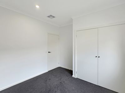 28 Moolort Crescent, Eynesbury