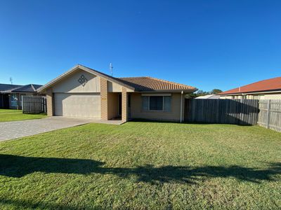 68 Moonstone Drive, Urangan
