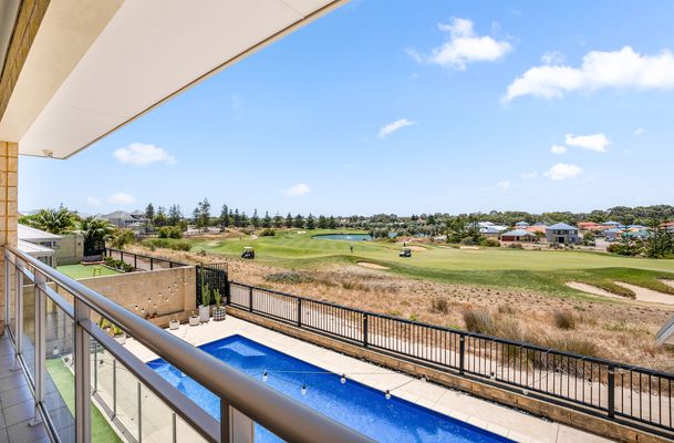 43 Holloways Ridge, Secret Harbour