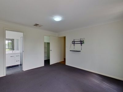 38 Yulong Street, Dubbo