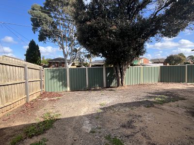 8 Westminster Drive, Werribee