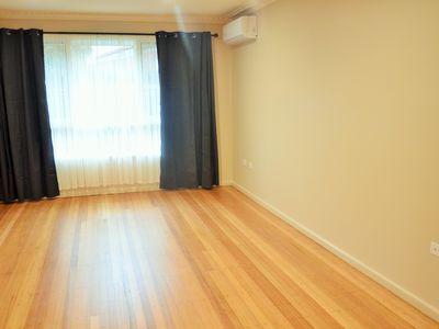 6 / 15 Bulla Road, Essendon