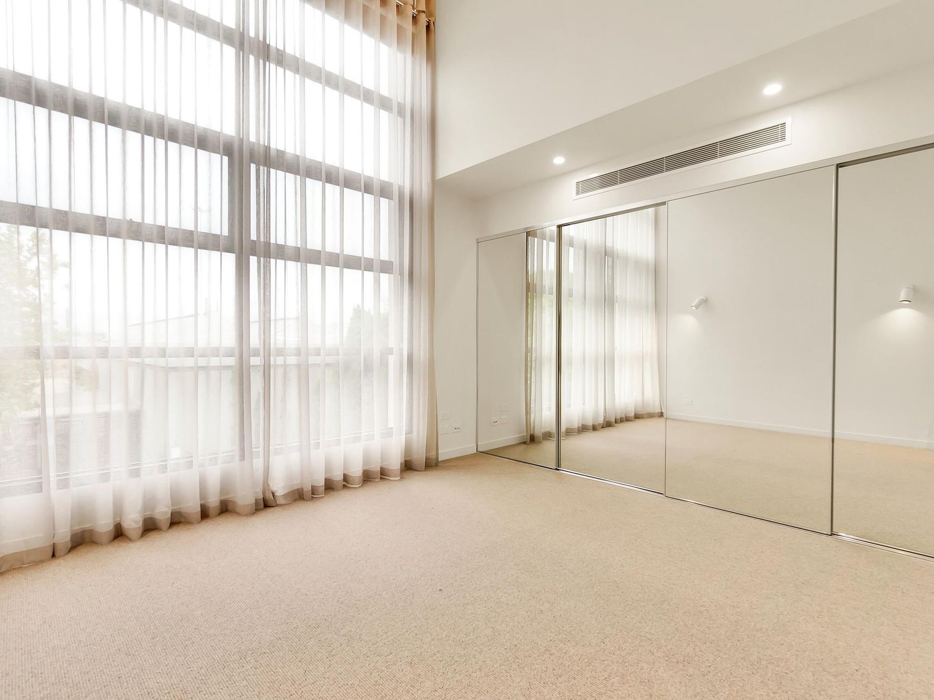 37 Nelson Place, Williamstown