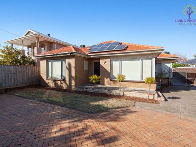 28 Myrtle Grove, Altona