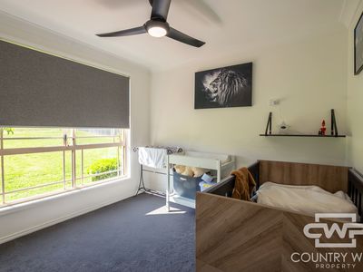 14 Cramsie Crescent, Glen Innes