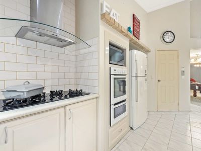 3 Looranah Street, Mount Nasura