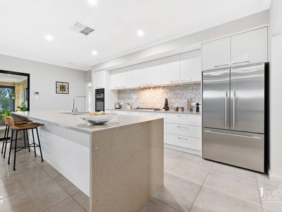 31 Jinatong Loop, Dawesville