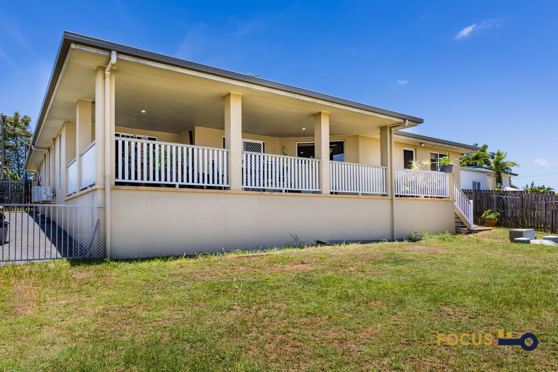 16 Rasmussen Avenue, Hay Point