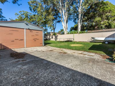 14 Eleanor Avenue, Oak Flats