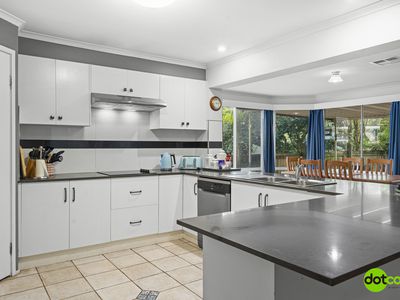 5 Tuggerawong Road, Wyongah