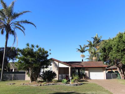 10 Goldens Road, Forster